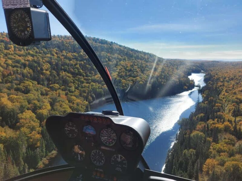 Ottawa: Panoramic helicopter flight (Gatineau Park + downtown) - Why a helicopter ride over Ottawa is worth considering