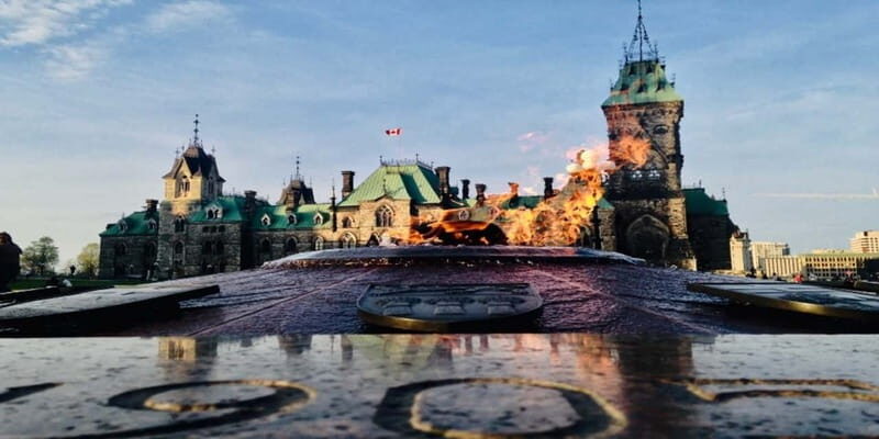Ottawa: Small-Group Walking Tour with Boat Cruise - The Practical Side