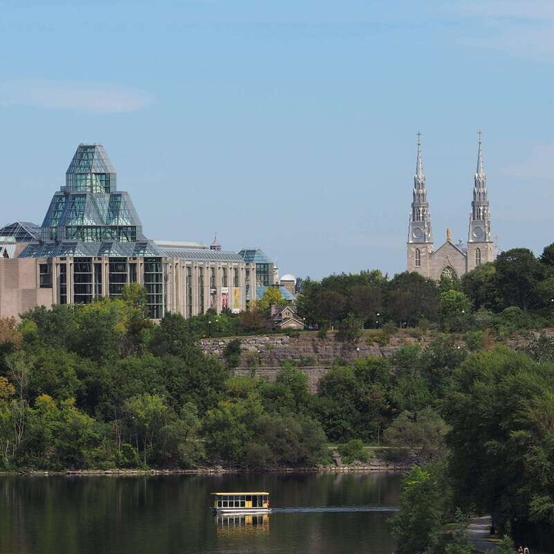 Ottawa: Walking Tour in the Heart of the Capital - The Guide: Taf’s Passion and Expertise