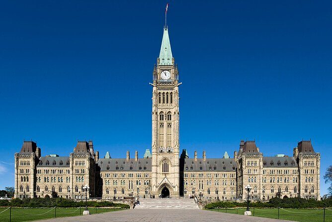 Ottawa's Original Historical Highlights Public Walking Tour - Who Will Love This Tour?