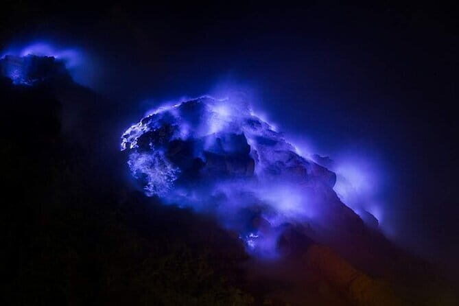 Overnight Mount Ijen Blue Fire Trekking Tour From Bali - The Experience on the Ground: What Travelers Say