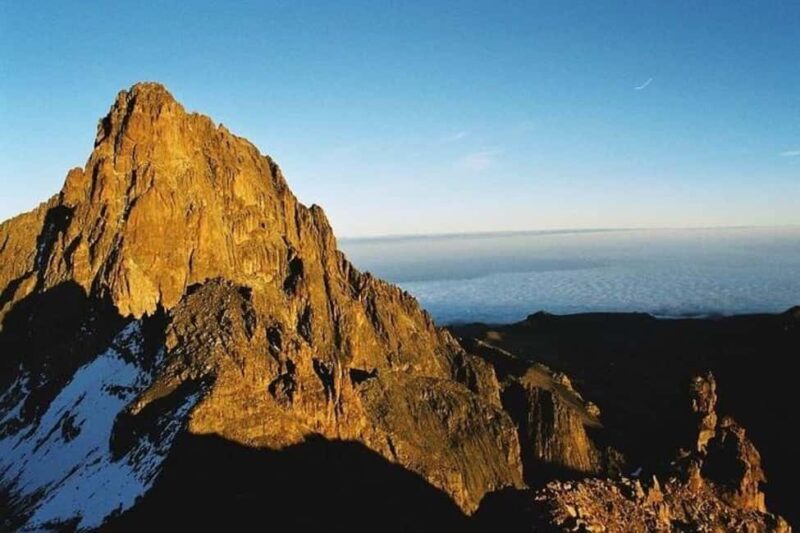 OVERNIGHT SAFARI TO MOUNT KENYA - Key Points