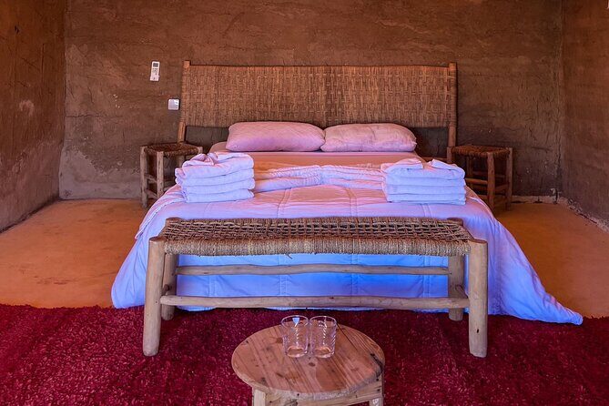 Overnight stay in the Agafay Desert, Deluxe Tent with Show and Swimming Pool - Authentic Moroccan Experiences: Food and Entertainment