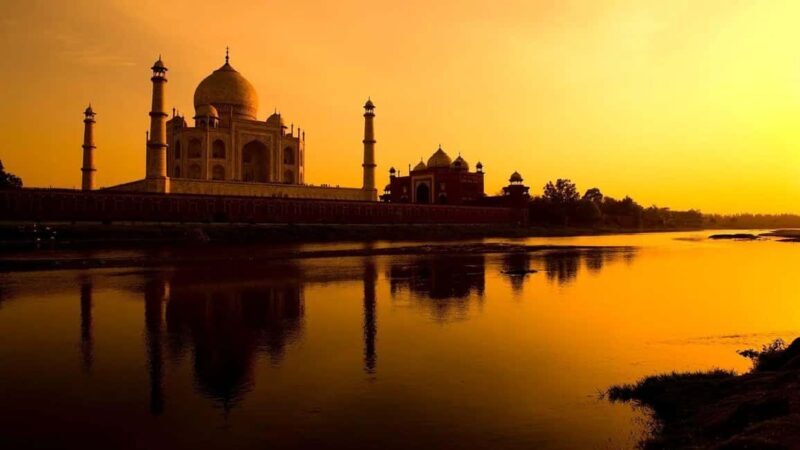 Overnight Taj Mahal Agra Tour from Mumbai with Return Flight - FAQ