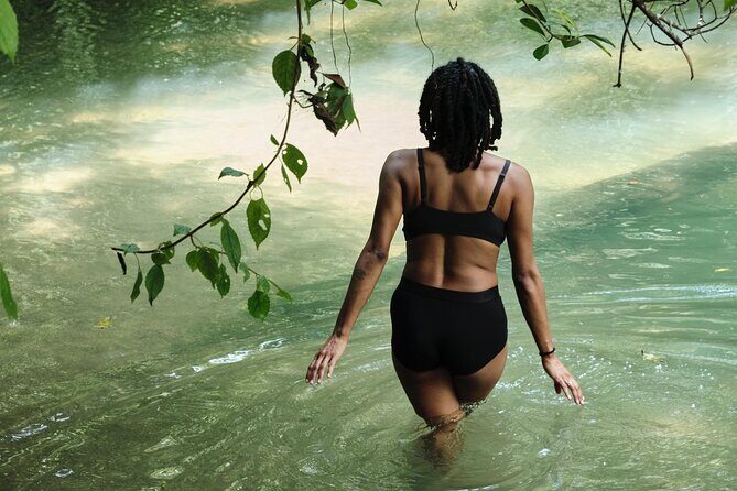Paddle Board Adventure in a Tropical Paradise - Discovering the Hidden Waterways of Chiapas