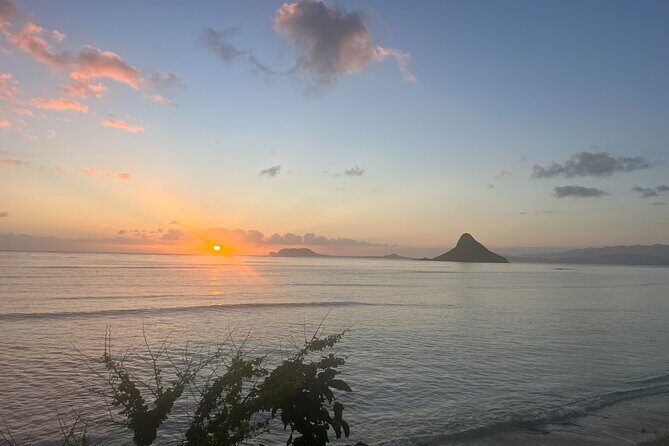 Paddle boarding and hiking adventure at Mokoli'i Island. - Who Should Book This Tour?