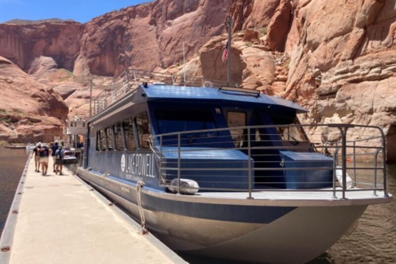 Page: Boat Tour of Lake Powell, Antelope, and Glen Canyon - An Overview of the Experience