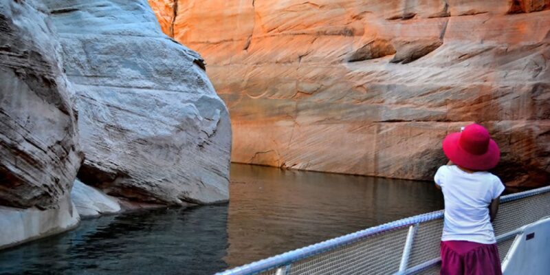 Page: Boat Tour of Lake Powell, Antelope, and Glen Canyon - Practical Details and Tips