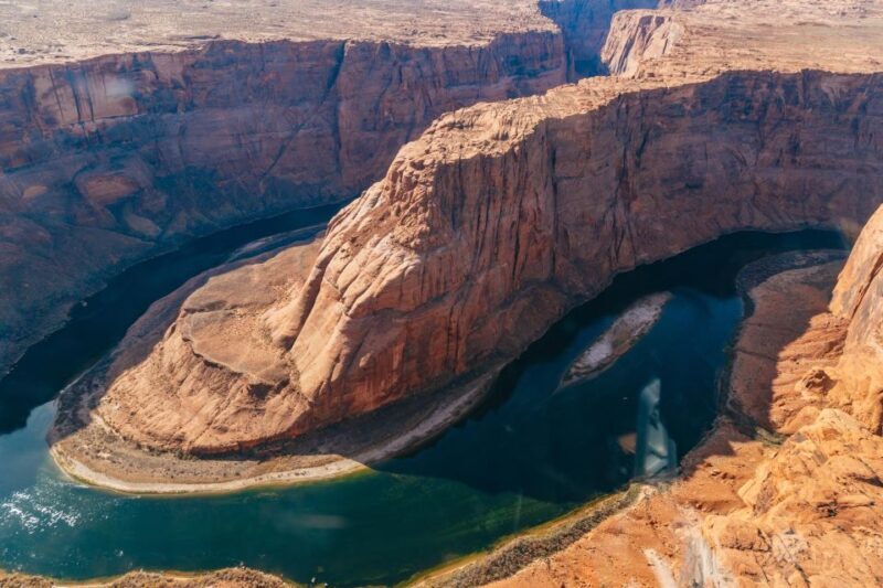 Page: Horseshoe Bend Helicopter Flight & Tower Butte Landing - The Sum Up