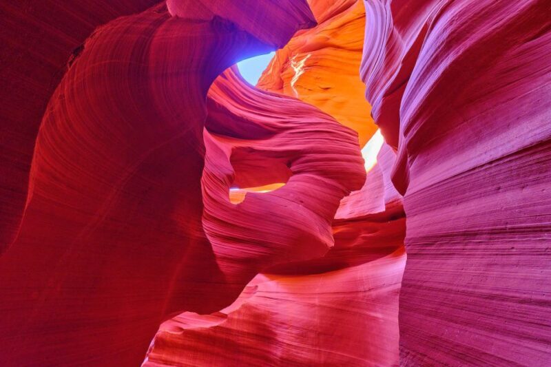 Page: Lower Antelope Canyon Ticket and Guided Hiking Tour - Discovering the Lower Antelope Canyon Experience
