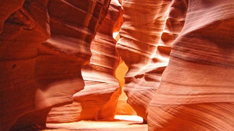 Page: Upper Antelope Canyon Tour with Navajo Guide - Introduction: What Makes This Tour Special?