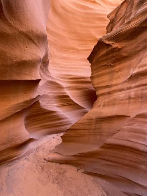 Page: Wind Castle Canyon Tour with Navajo Guide - Why Choose This Tour?