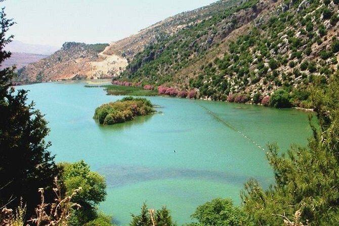 Palace of Dreams - Oyoun El Samak - Zahlan Grotto - Jabal El Arbaaine - Introduction to the Tour Experience