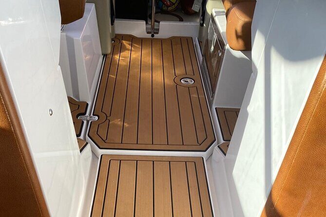 Palm Beach Luxury Day Boat Cruises - Who Should Consider This Tour?