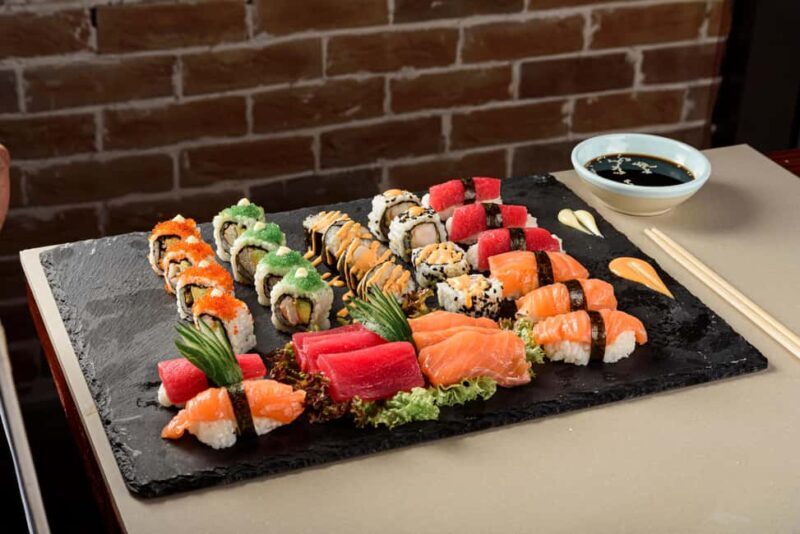 Palm Jumeirah Dining Experience - Unlimited Sushi & Seafood - Key Points