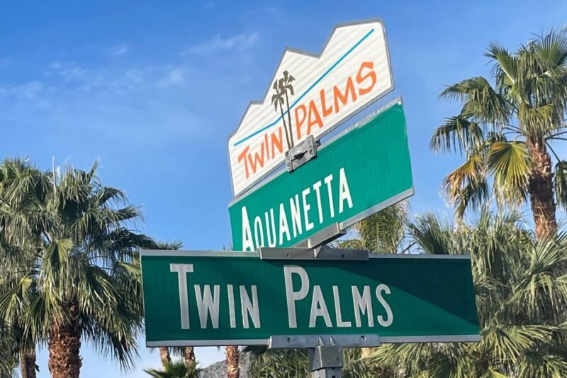 Palm Springs: Private Walking Tour "Twin Palms" Neighborhood - Pricing and Value