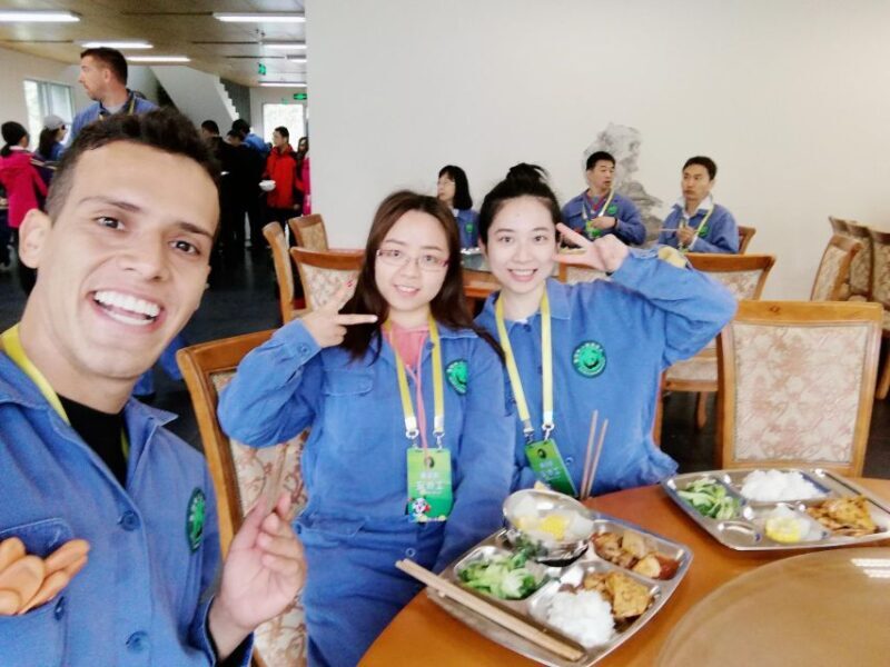 Panda Volunteer Project Day Trip(Wolong/Du Jiang Yan) - A Detailed Look at the Panda Volunteer Day Trip