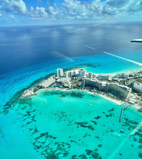 Panoramic flight to Cancun Hotel Zone and Isla Mujeres - Introduction