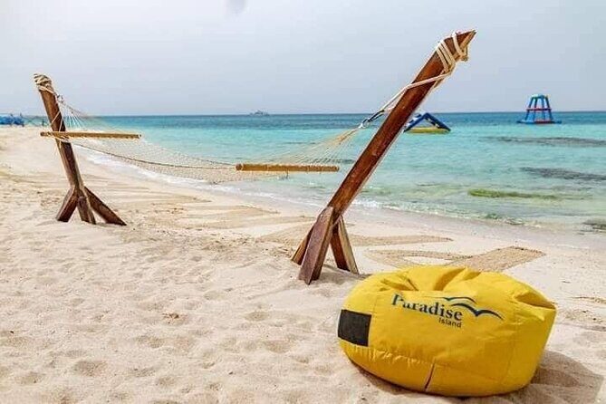 Paradise Island Hula Hula island in Hurghada - Transportation and Group Size