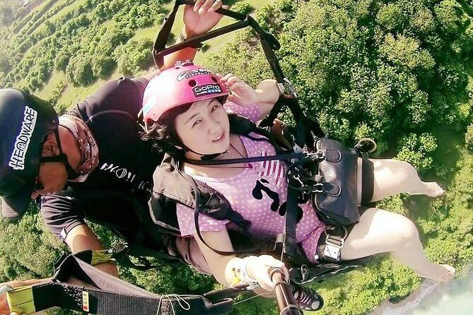 Paragliding Bali at Uluwatu Cliff with Photos/Videos - The Price and Value