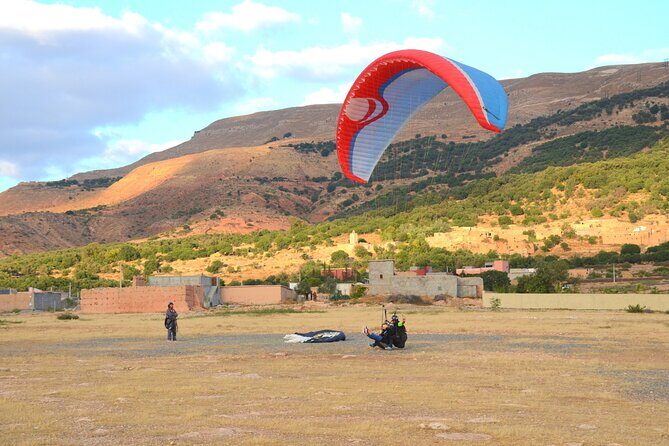 Paragliding flight in the High Atlas Marrakech - The Bottom Line