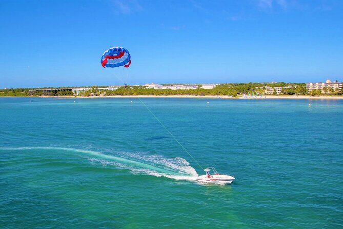 Parasailing Experience in Key West - An Authentic Look at the Parasailing Adventure