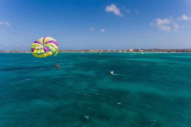 Parasailing in Palm Beach - The Practicalities: Price, Duration, and Group Size