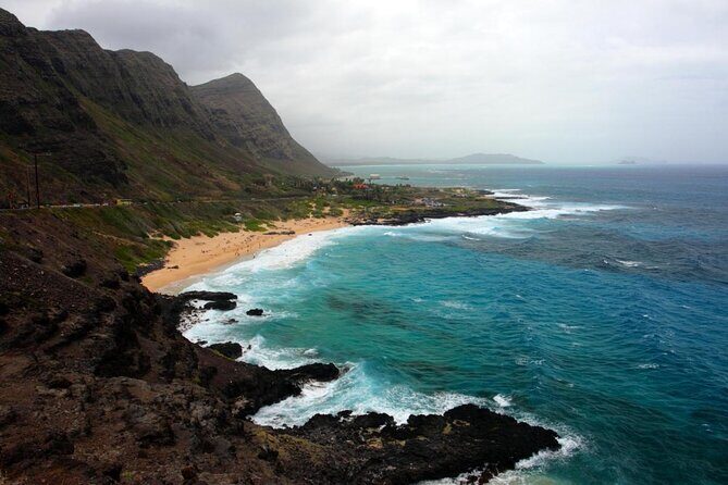 Parasailing on Maunalua Bay- Oahu's off Waikiki Playground - What Makes This Tour Stand Out?