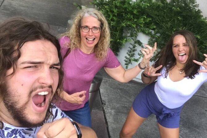 Participate in a Fun Scavenger Hunt in Hartford by 3Quest Challenge - Practical Details and Tips