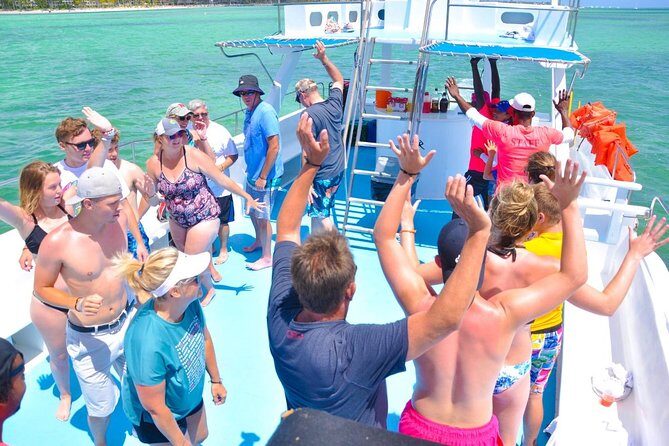 Party Boat / Booze Cruise and Snorkeling - Open Bar - The Experience in Detail