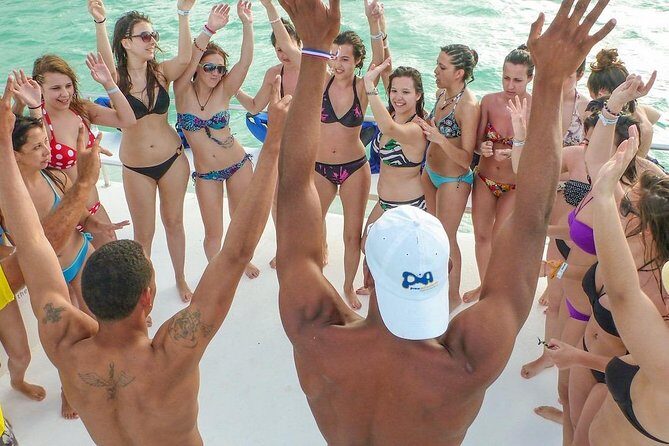 Party Boat - Booze Cruise Punta Cana - FAQ