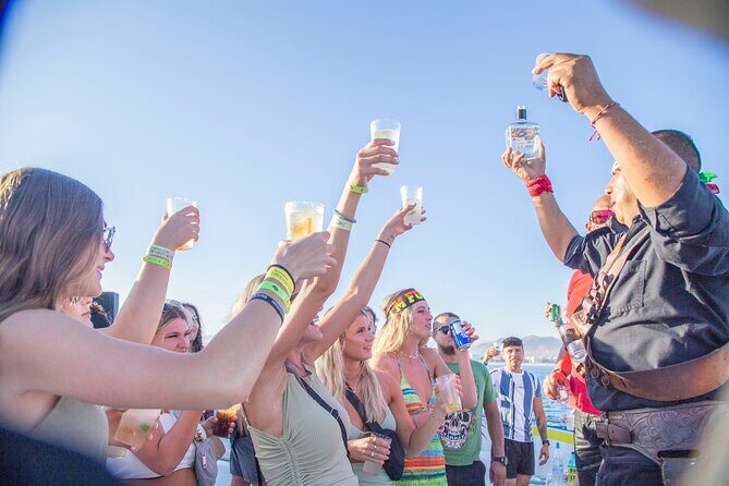 Party Cruise to the Arco de Cabo I Sunset Fajitas - The Sum Up