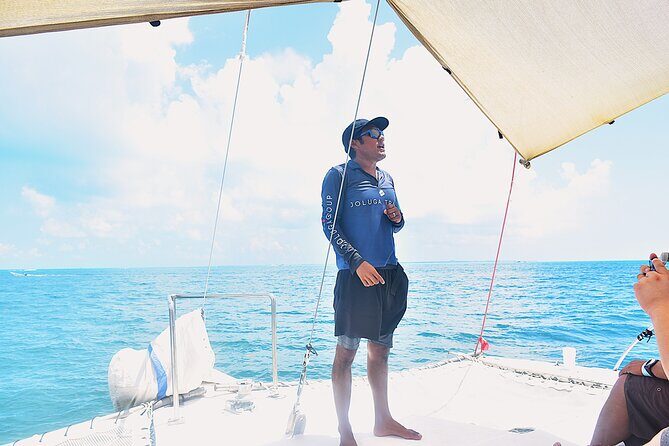 Party, Drinks and Isla Mujeres Catamaran from Cancun - FAQ