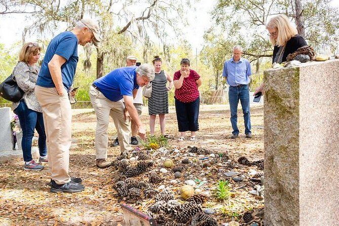 Pat Conroy's Beaufort Tour by Golf Cart - The Sum Up
