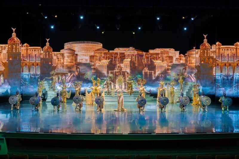 Pattaya: Colosseum Show Experience - An Inside Look at the Colosseum Show in Pattaya