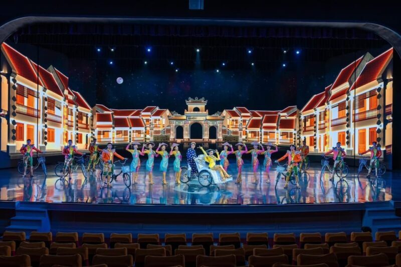 Pattaya: Colosseum Show Experience - What Past Visitors Say