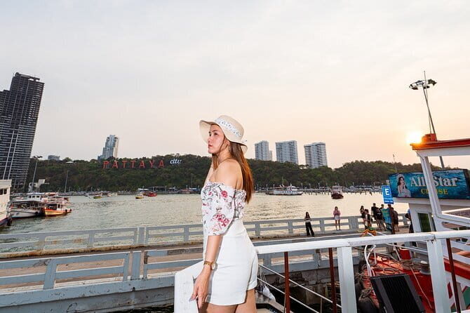Pattaya: Coral Island Speedboat Tour with Indian Lunch & Transfer - Who Should Consider This Tour?