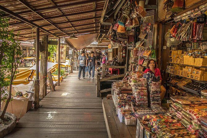 Pattaya Floating Market with Famous Landmarks Tour - The Practical Side: Transportation, Timing, and Group Size