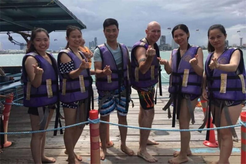 Pattaya: Koh Larn Parasailing and Beach Day Trip with Lunch - Key Points