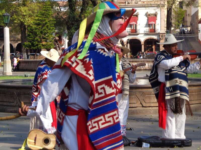 Patzcuaro - Janitzio Tour to watch the "butterfly nets" - Who Would Love This Tour?