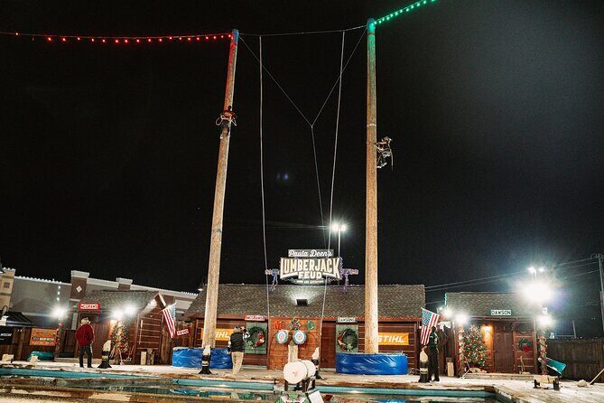 Paula Deen's Lumberjack Feud Supper Show- ALL U CAN EAT - Exploring the Experience