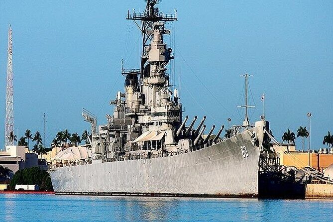 Pearl Harbor and Mini Circle Island Tour from Waikiki - What Travelers Say