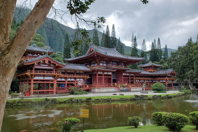 Pearl Harbor Island Tour with lunch and Byodo Temple - Key Points