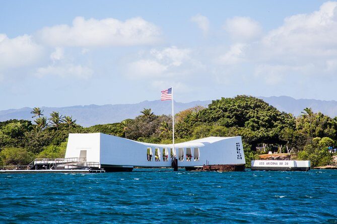 Pearl Harbor Official Deluxe Multimedia and VR Tour Combo - A Detailed Look at the Itinerary