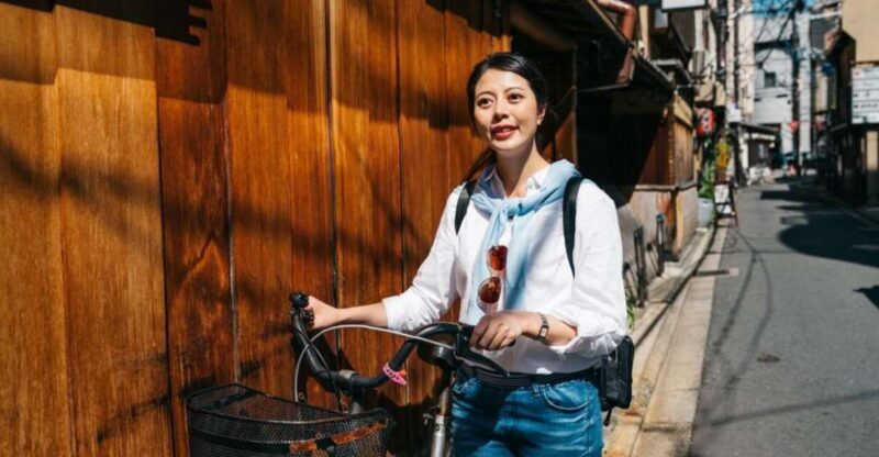 Pedal through Kyoto's Past: A Private Biking Odyssey - Key Points