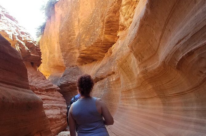 Peek-A-Boo Slot Canyon Tour UTV Adventure (Private) - Exploring Peek-A-Boo Slot Canyon