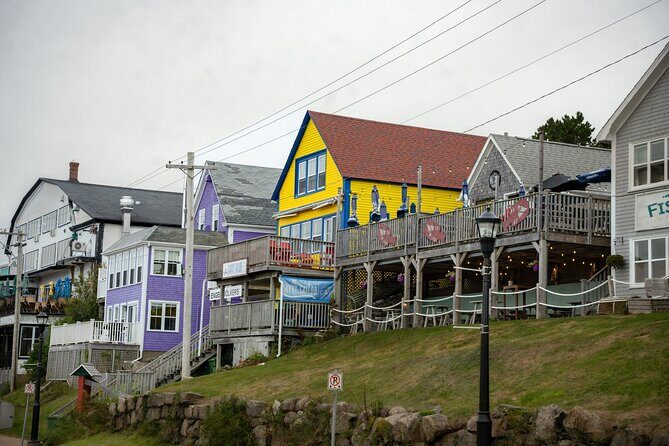 Peggy's Cove, Lunenburg and Titanic Cemetery Full Day Tour - Frequently Asked Questions