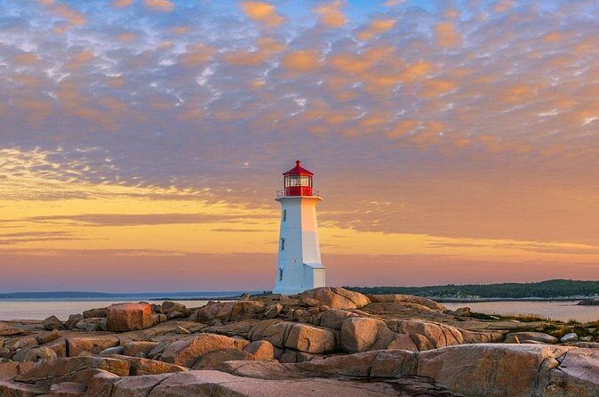 Peggys Cove Tour Experience - The Sum Up