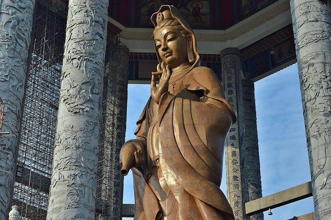 Penang Hill and the Kek Lok Si Temple - In The Sum Up