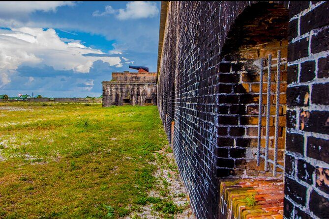 Pensacola Beach Fort Pickens Dolphin Cruise Tour - Key Points